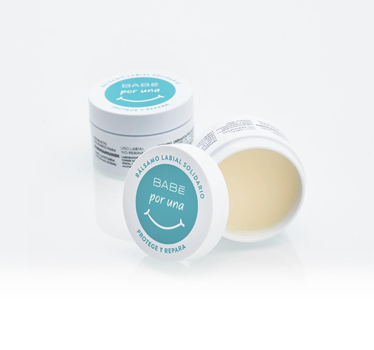 Bálsamo labial solidario de laboratorios BABÉ y su campaña 'Por una sonrisa'.