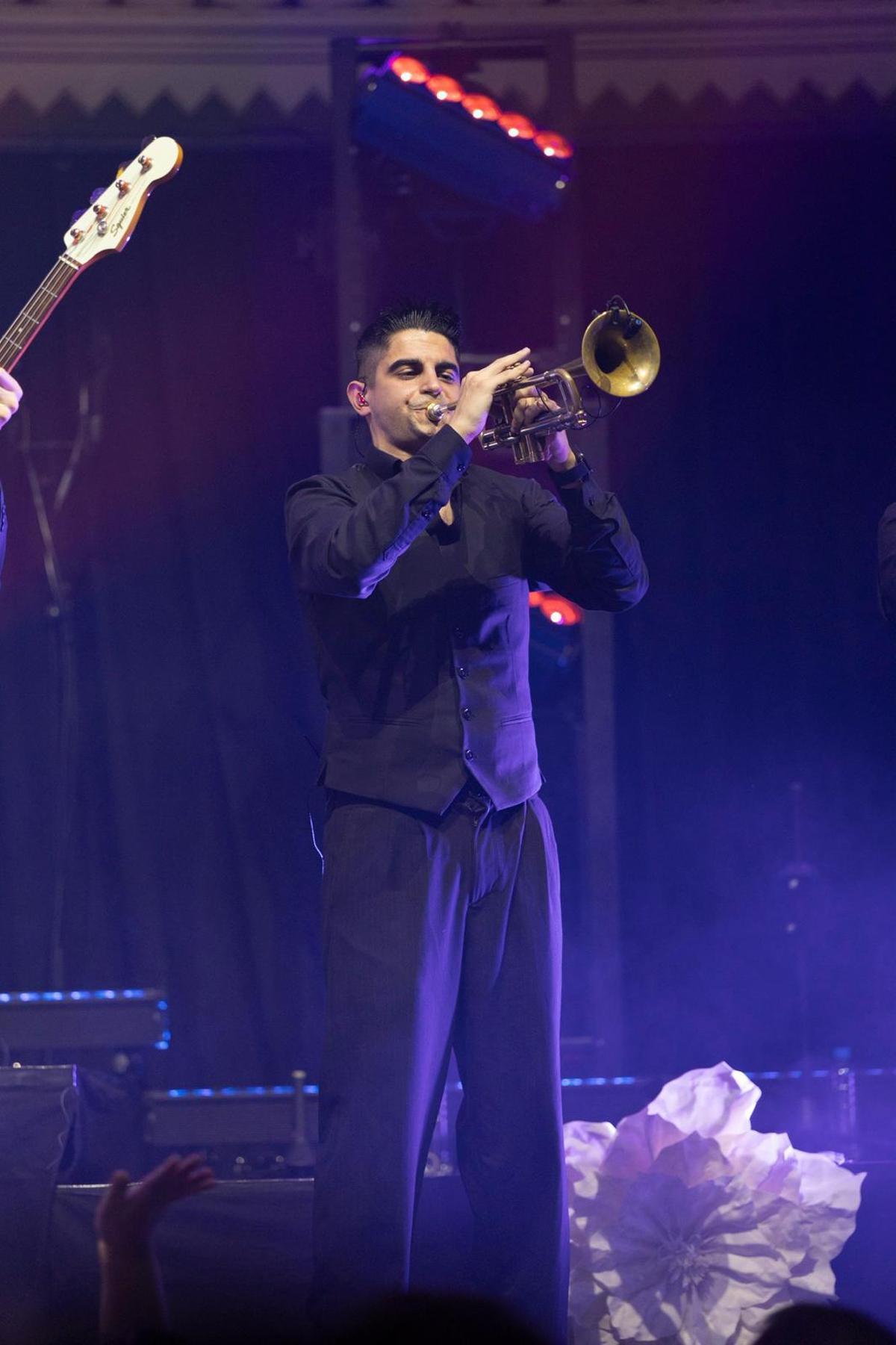 Álvaro Artime, durante una actuación