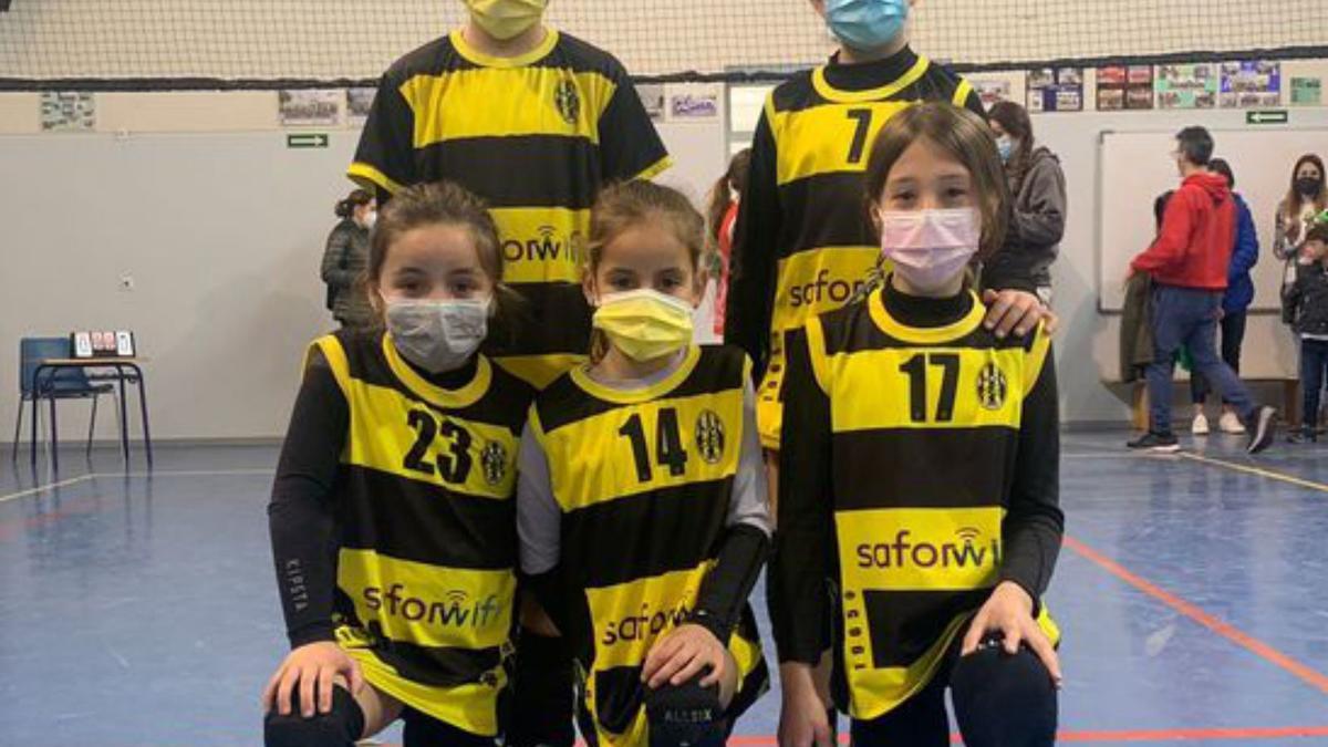 Voleibol Las infantiles y los equipos benjamines del Real de Gandia CF triunfan