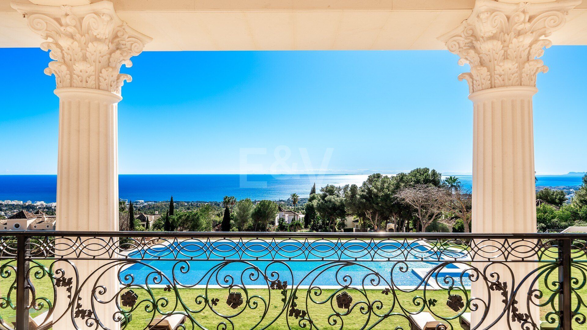 Todas las imágenes de la villa de lujo más cara de toda España, situada en Marbella: ha dejado sin palabras a Ibai Llanos