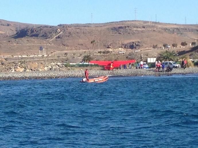 Cae una avioneta cerca de la Playa de Tarajalillo