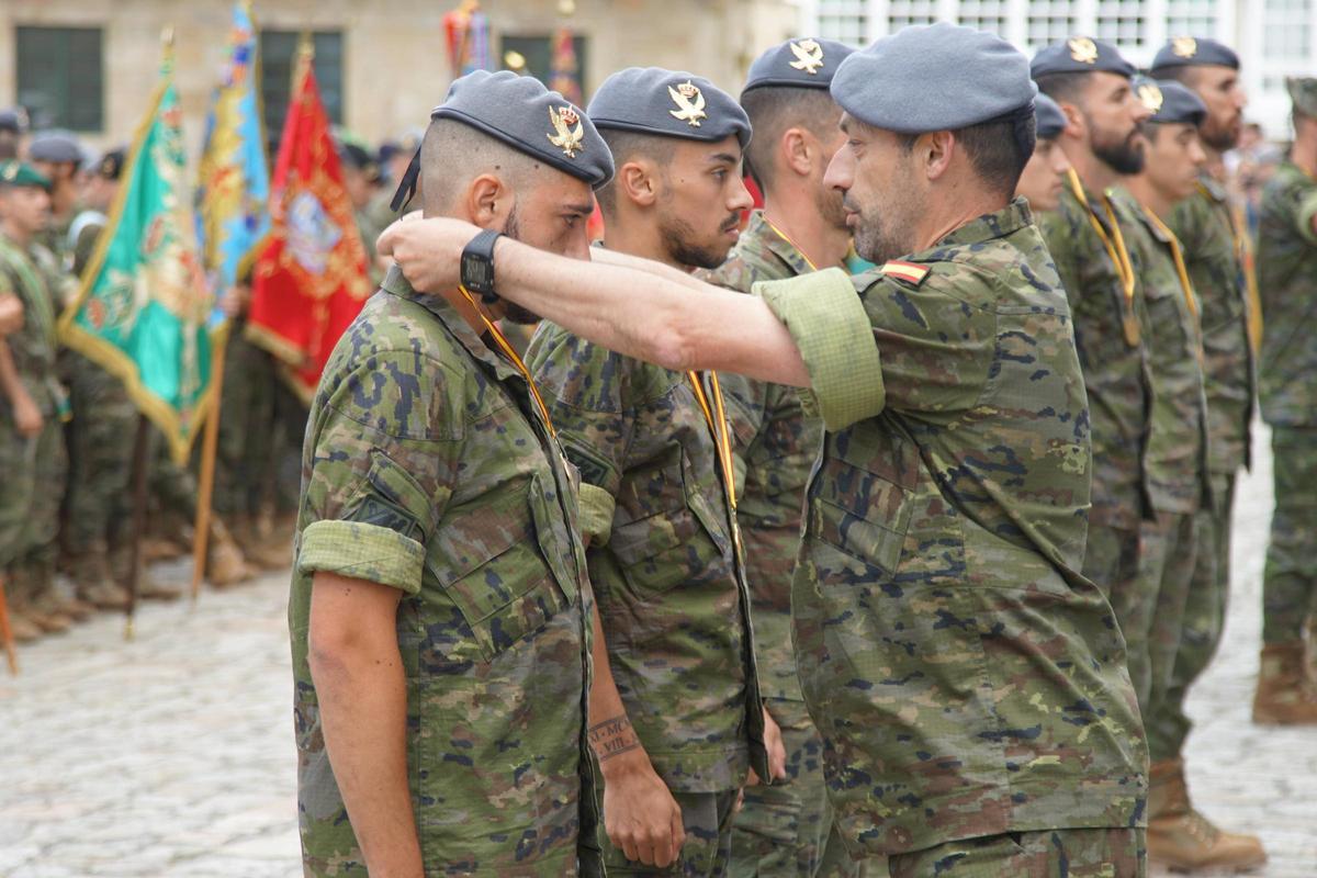 Entrega de premios tras la prueba por relevos de la Brilat en el Camino de Santiago