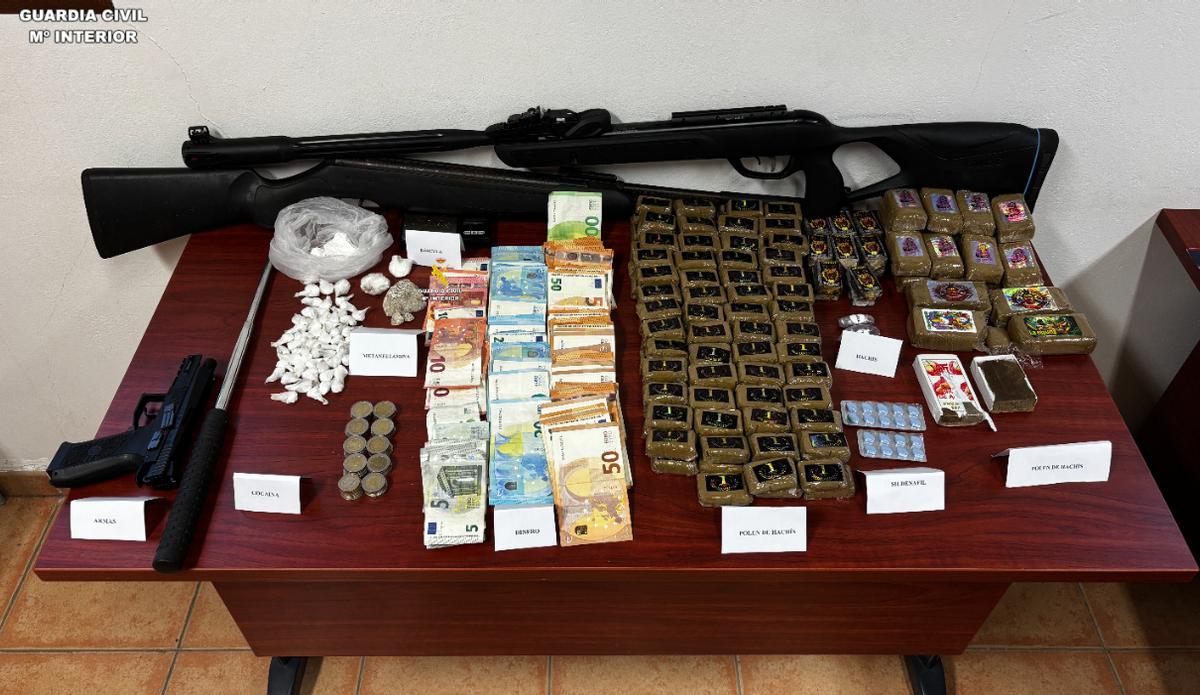 La Guardia Civil incauta droga y dinero en una operación en Santa Brígida