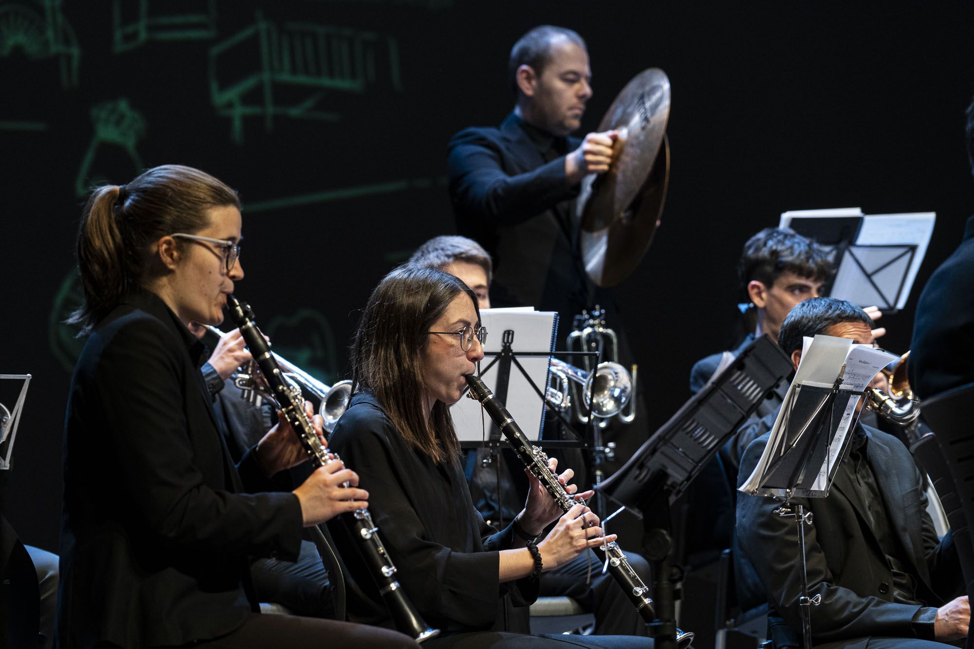 EN FOTOS | Concert de presentació del darrer disc de la Cobla Berga Jove