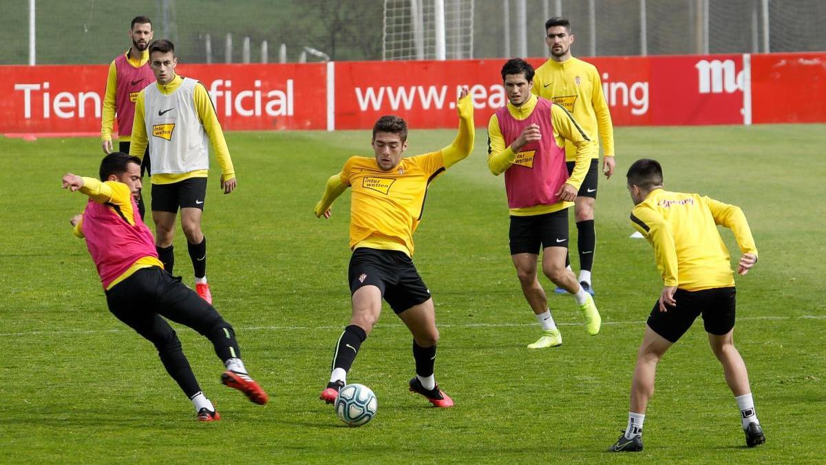 Un entrenamiento del Sporting.