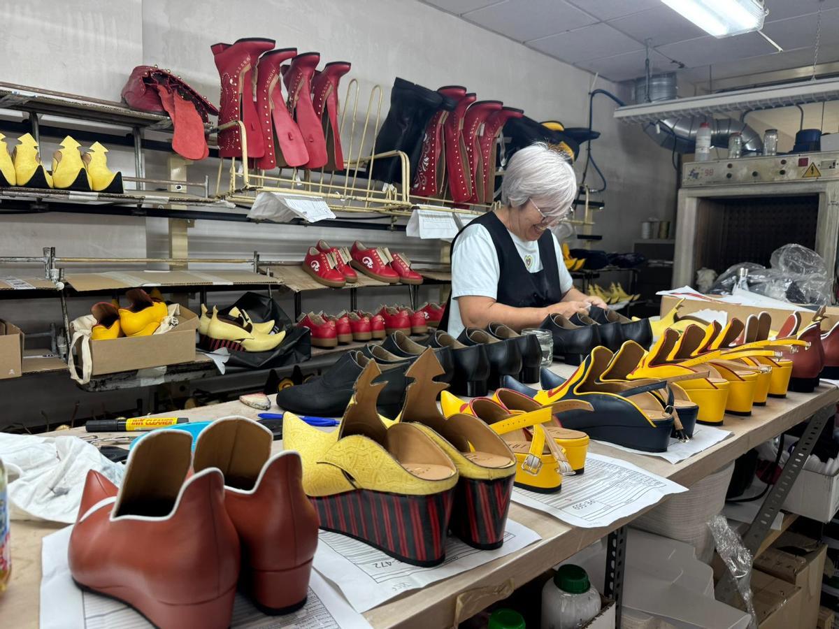 Zapatos de Moros y Cristianos de Elda