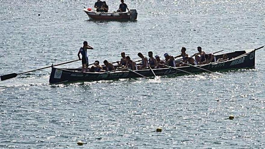 Embarcación de Mera, el sábado en la prueba en la bahía oleirense.