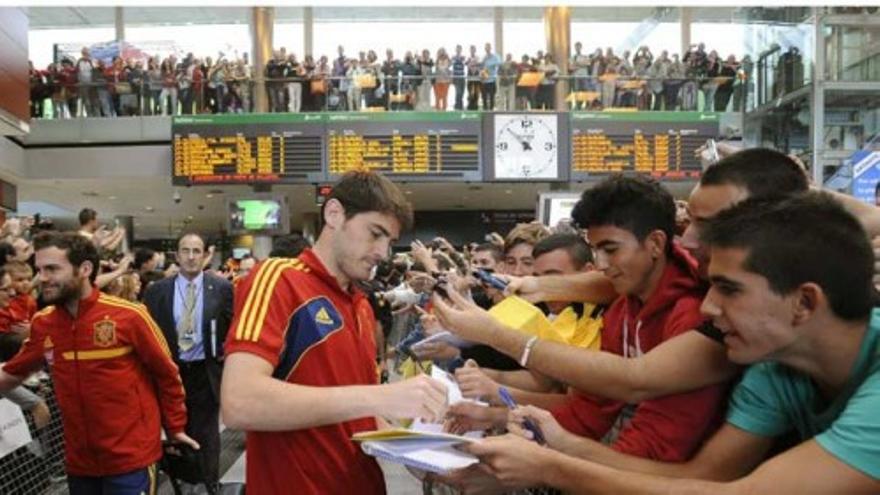 Los albaceteños enloquecen con la llegada de la selección española