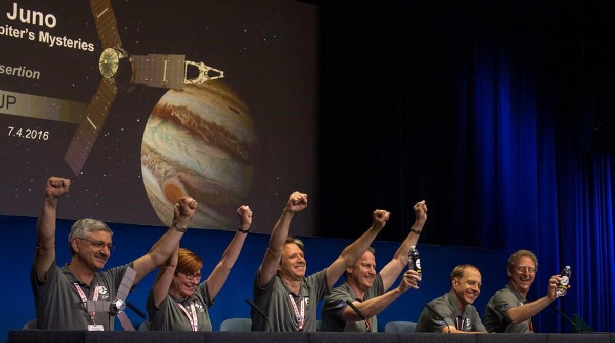 icoy34582819 nasa170418171821 icoy34582819 nasa170418171821