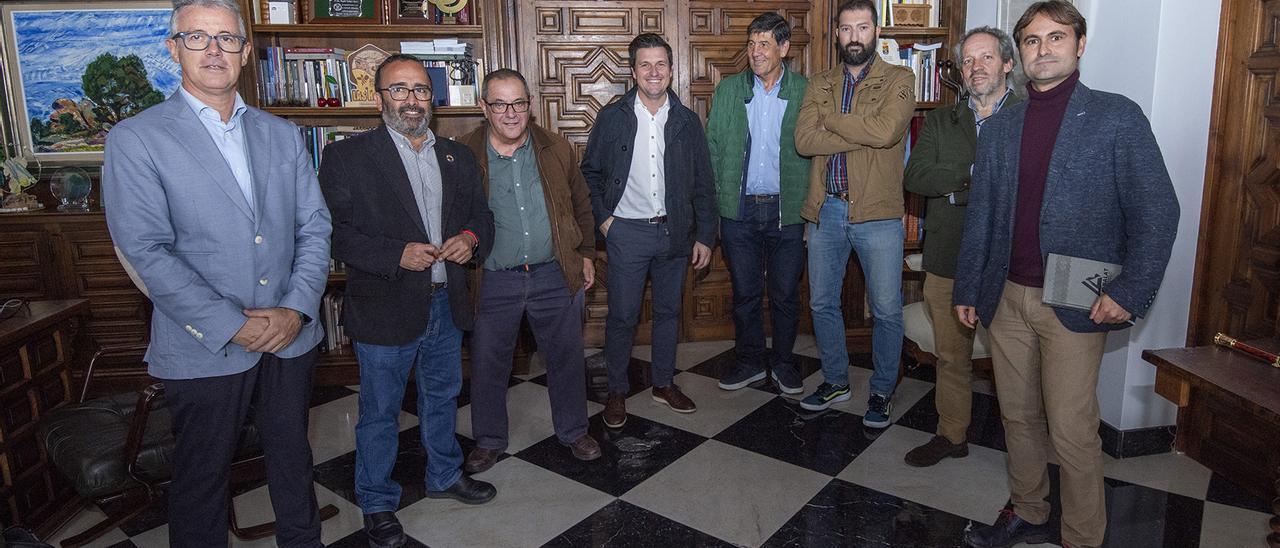 Reunión del presidente de la Diputación de Cáceres.
