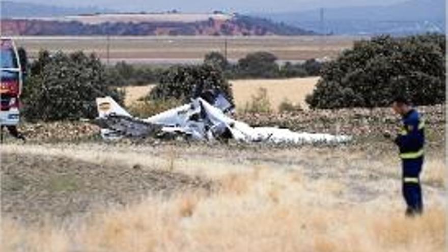 Les restes de l&#039;avioneta que es va estavellar a Guadalajara.