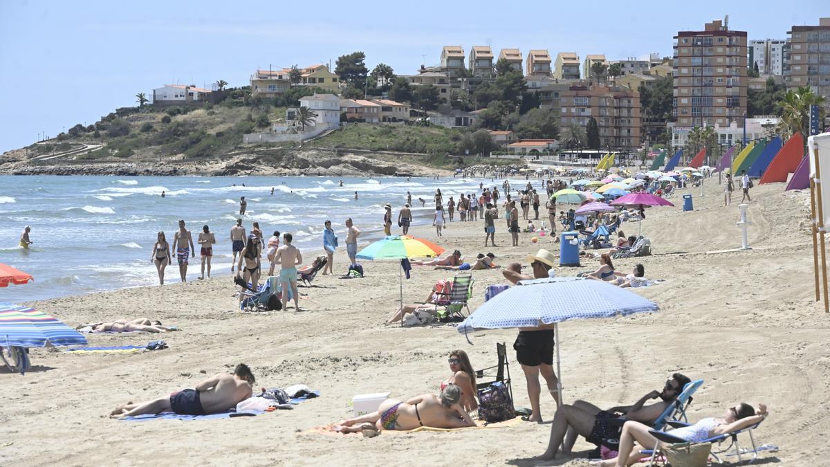 La costa de Castellón es una de las que mejor recupera la actividad turística en este verano.