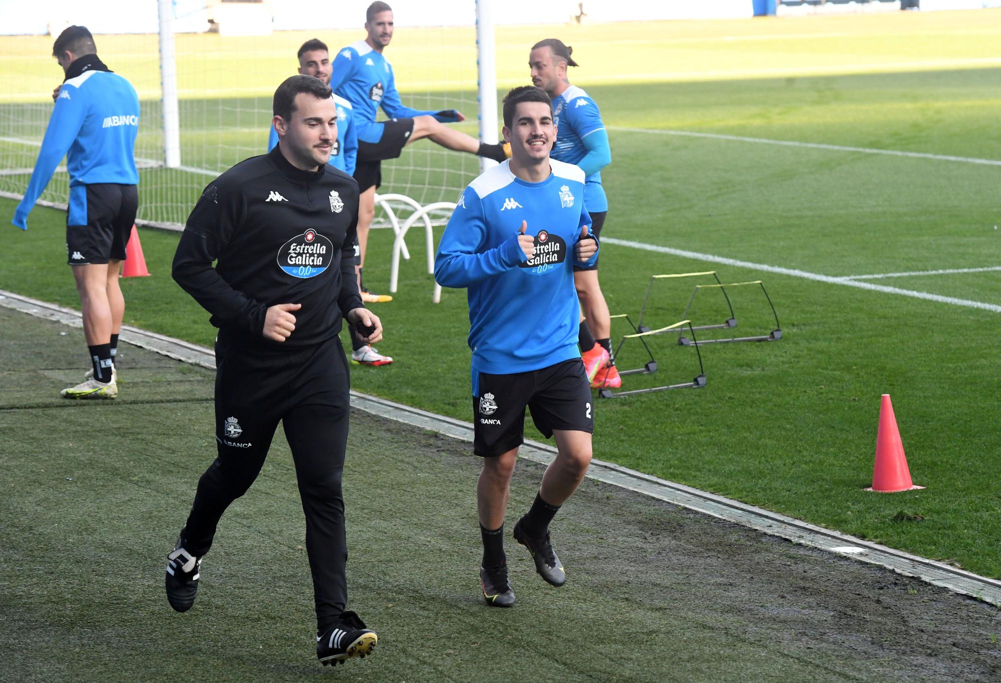 Entrenamiento del Dépor antes del partido fantasma ante el Extremadura