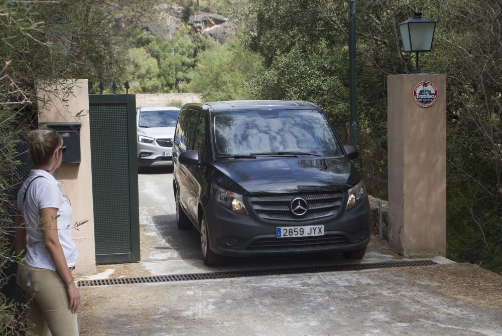Michelle Obama sigue su visita a Mallorca con amplio dispositivo de seguridad