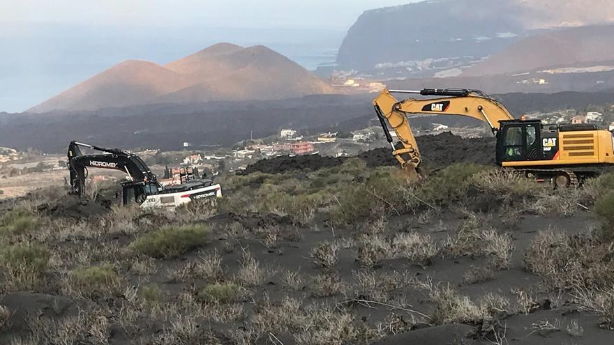 Obras en la carretera de Puerto Naos a Las Manchas