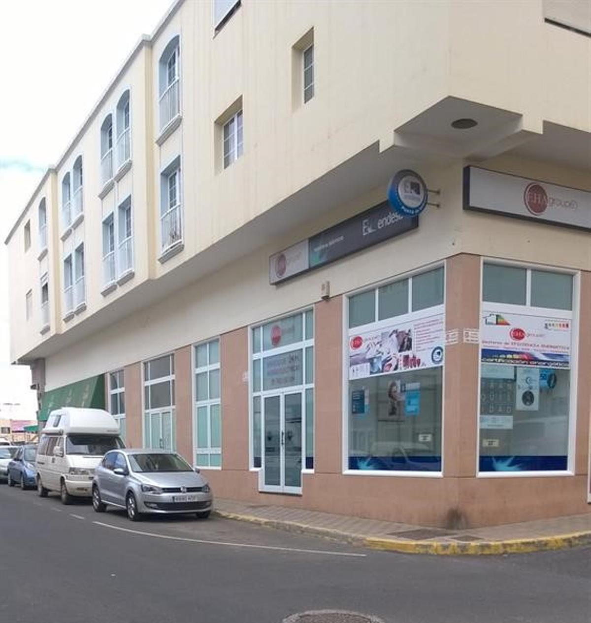 Chollo inmobiliario: local comercial en Puerto del Rosario por 98.000 euros