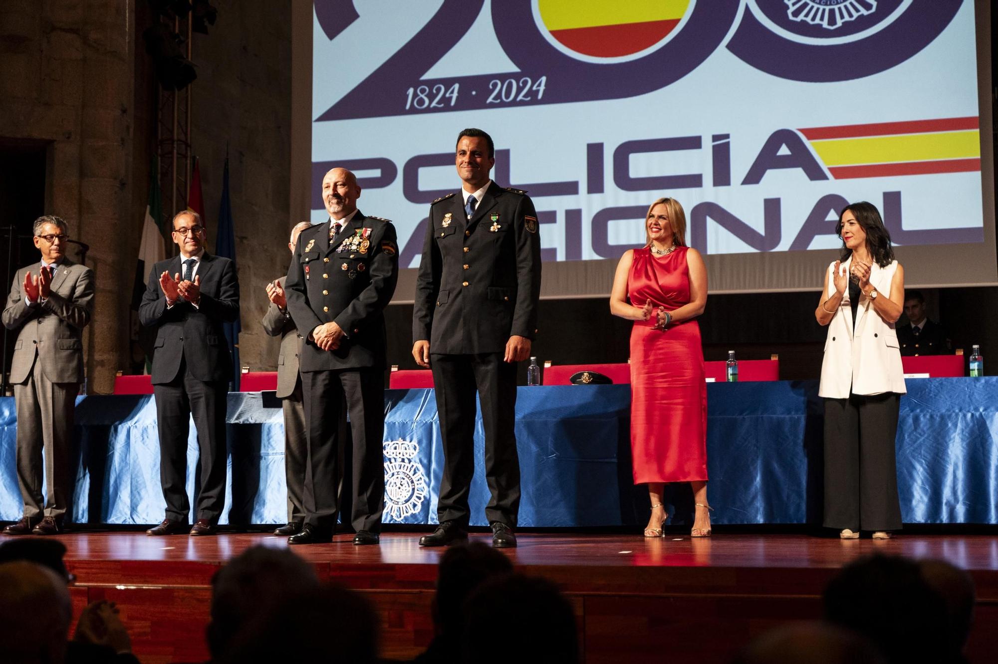 FOTOGALERÍA | Las imagénes de la celebración del patrón de la Policía Nacional en Cáceres