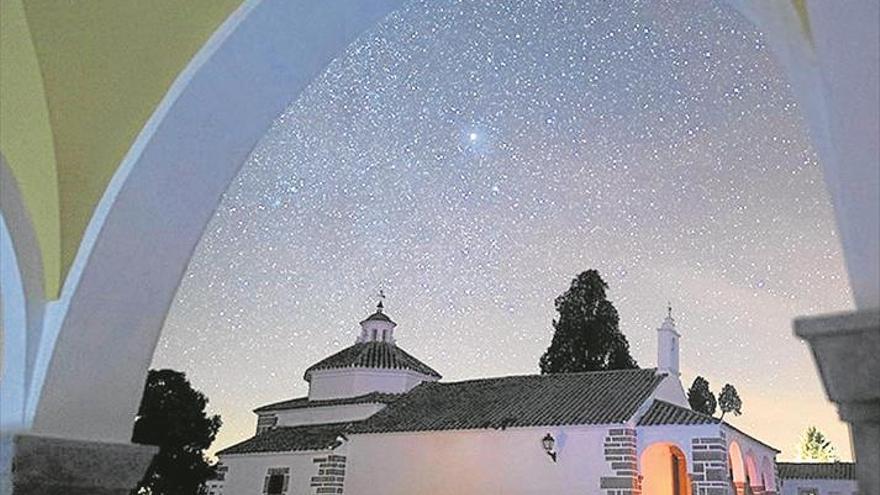 Trabajan en una ordenanza tipo para preservar el cielo nocturno