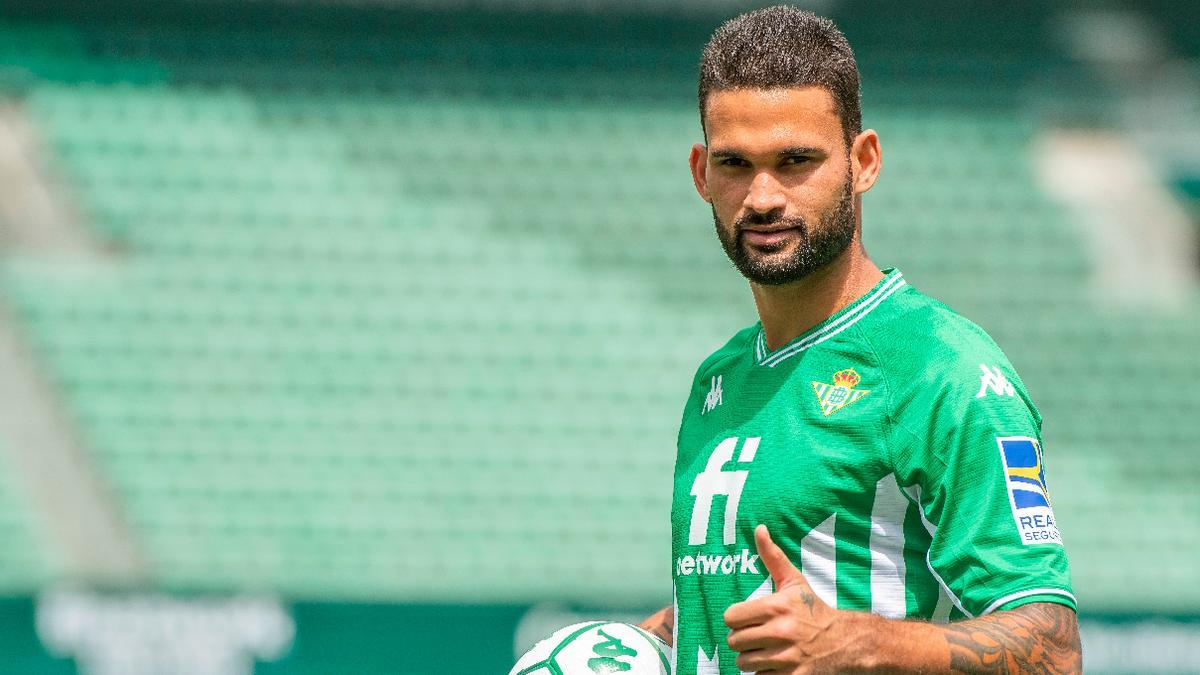 Willian José, presentado como jugador del Betis