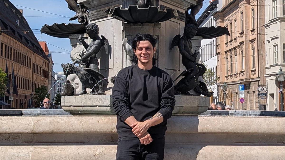 El ingeniero ourensano Pablo Domínguez, en el casco histórico de Augsburgo.
