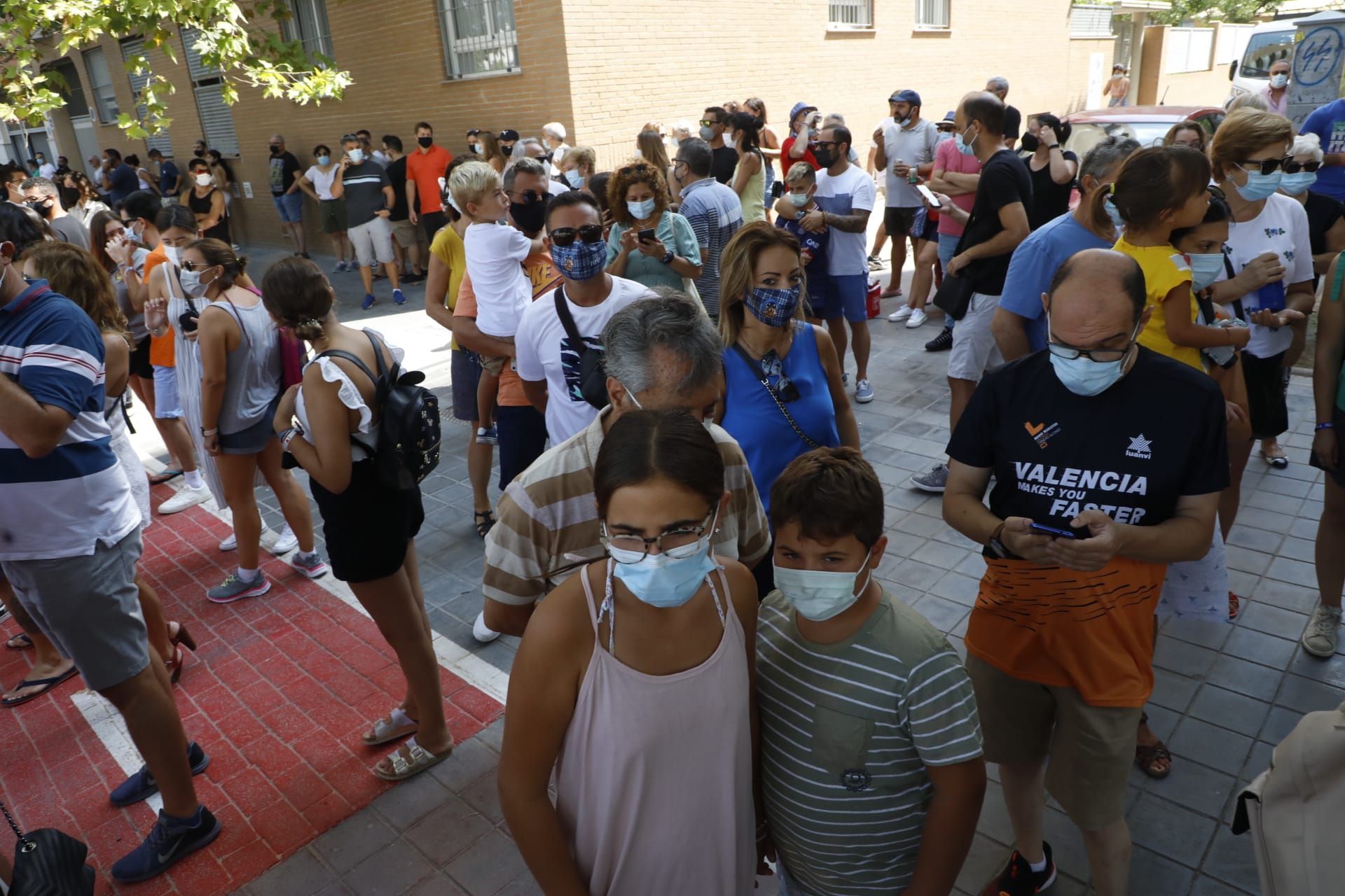 Vuelve a disfrutar de la 'mascletà' de hoy en Benicalap