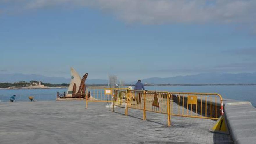 La zona de la Punta on el mar va arrancar les peces de la barana.