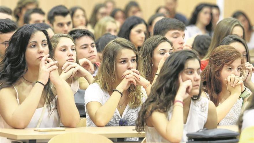 Aragón lidera las matrículas de mujeres en Medicina