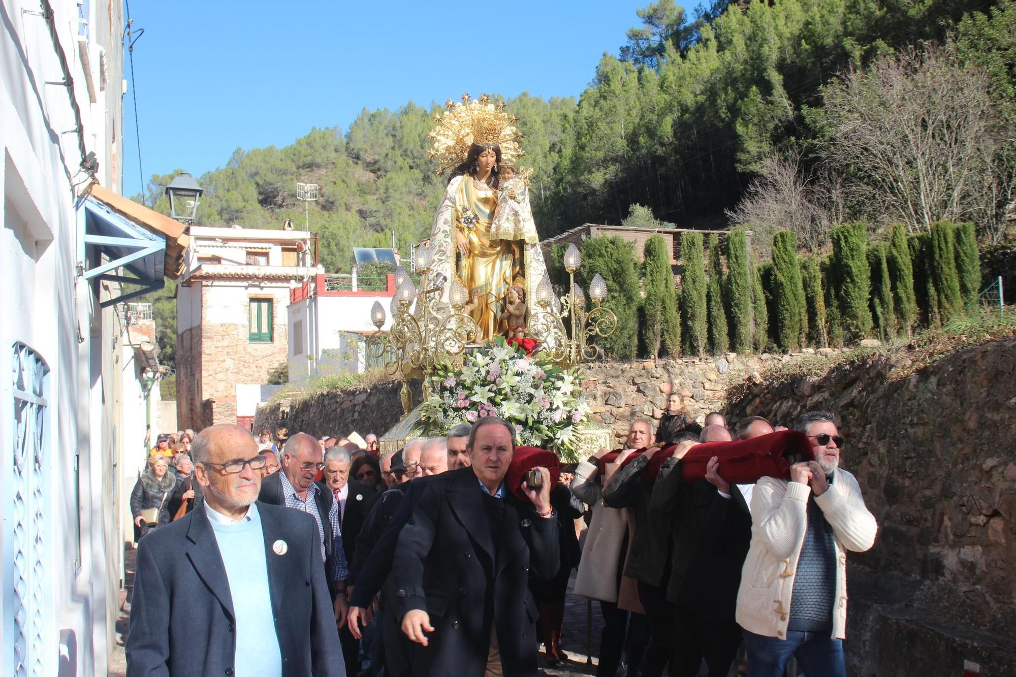 Las mejores imágenes de la inauguración de la capilla de Benitandús