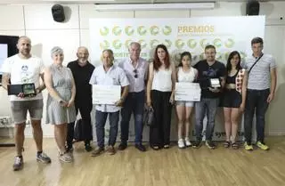 Una ganadería de Santa Colomba, premiada por convivir con el lobo