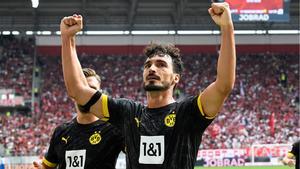 Hummels, defensa del Borussia Dortmund