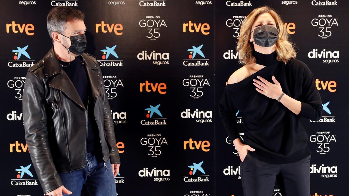 Antonio Banderas y María Casado durante la rueda de prensa de las novedades de los Goya.