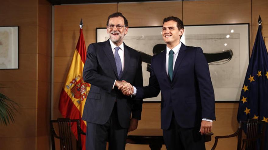 Rajoy, tras su reunión con Rivera: &quot;Hoy hemos dado un primer paso&quot;