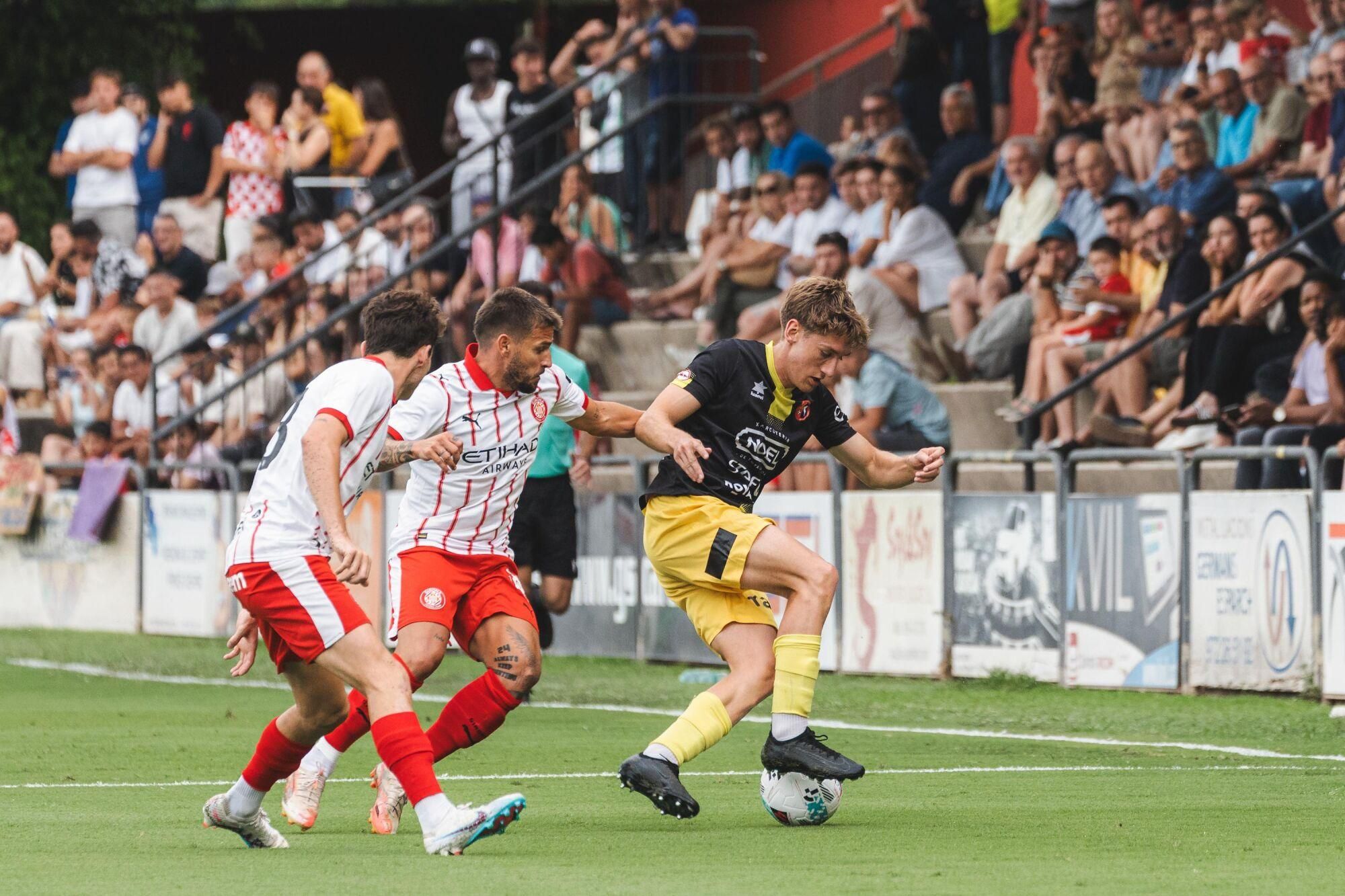 Primer partit del Girona FC, contra l'UE Olot