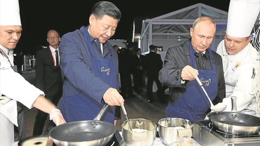 Putin y Xi escenifican su coalición contra EEUU