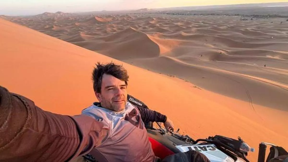 Charly Sinewan: Me sigue gustando viajar, pero me apetece volver a casa