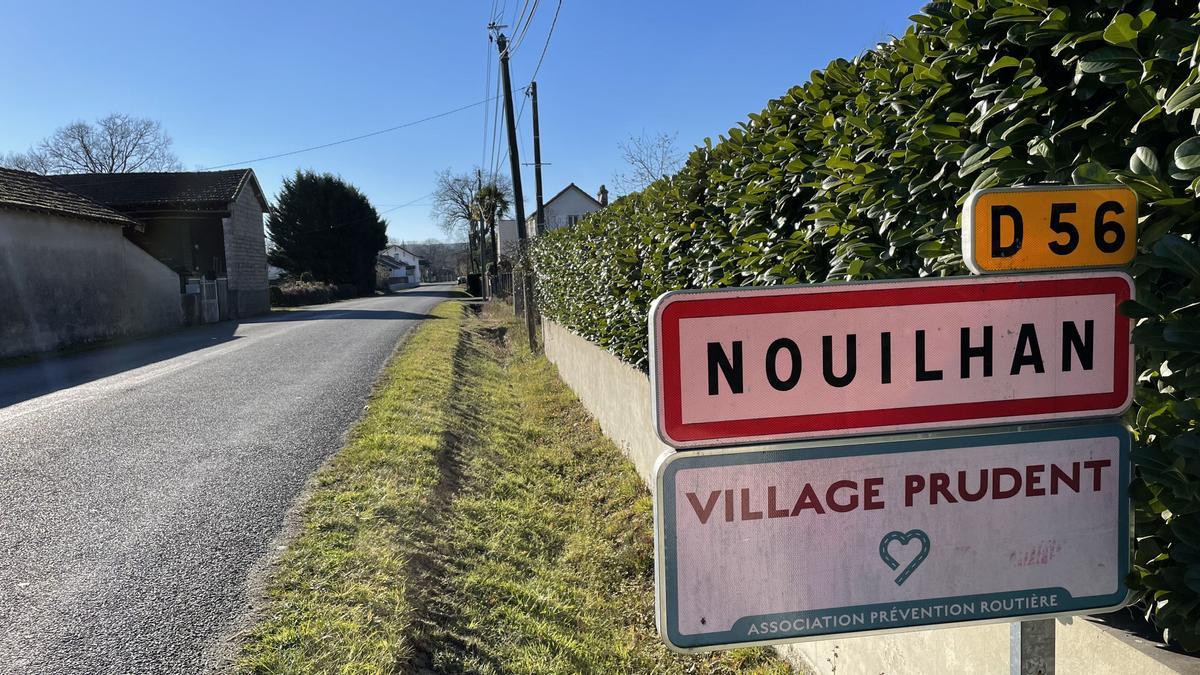 Entrada del municipio de Nouilhan donde cometió el asesinato Jérémy Rimbaud.