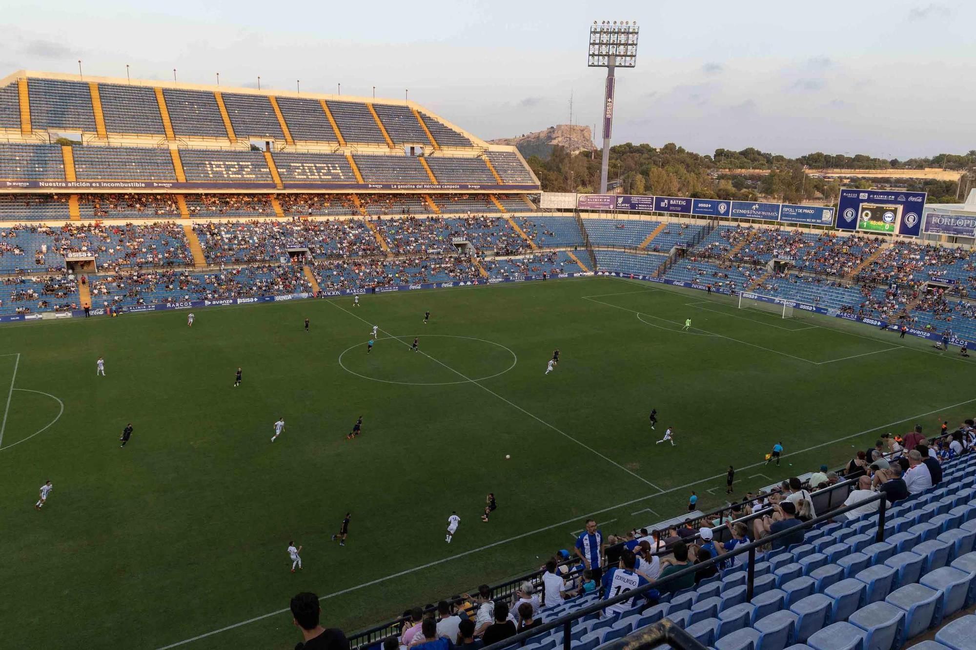 El Hércules celebra el 50 aniversario del Rico Pérez ganando el Trofeo Ciudad de Alicante ante el Alavés