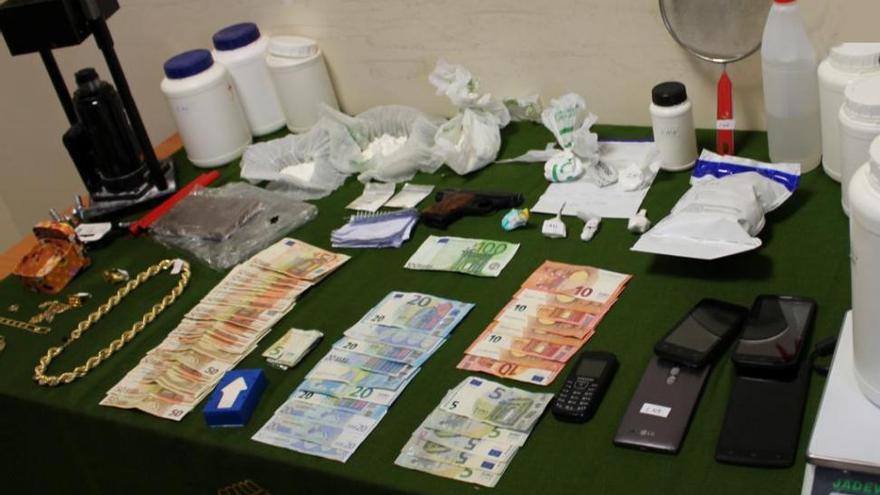 La Guardia Civil desmantela en Pozoblanco un punto de distribución de cocaína
