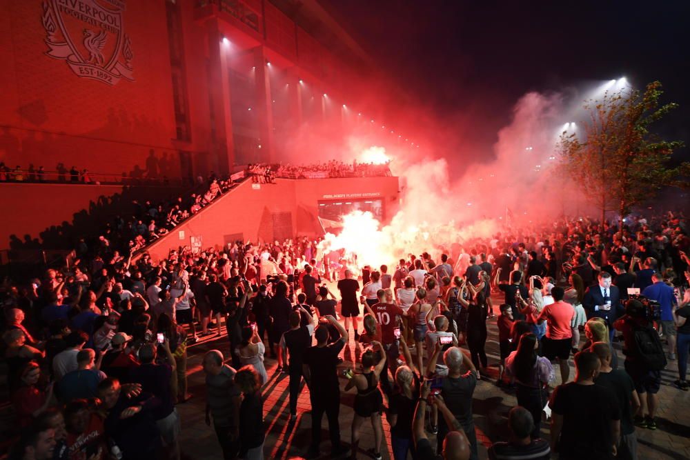 Así celebró Liverpool su Premier... en plena pandemia de coronavirus