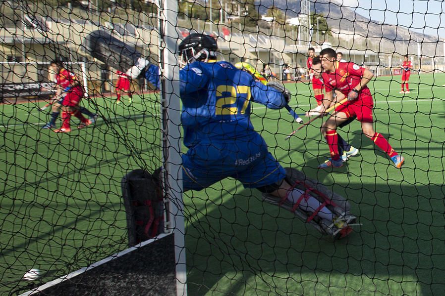 La selección española se impone al combinado galo en un amistoso disputado en Benalmádena