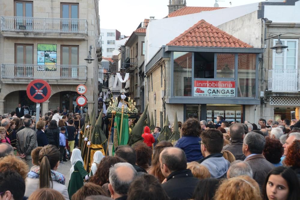 Procesión del Santo Entierro en Cangas