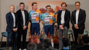 Presentación oficial del equipo NSN Cycling Team con Andrés Iniesta y Jaume Collboni.