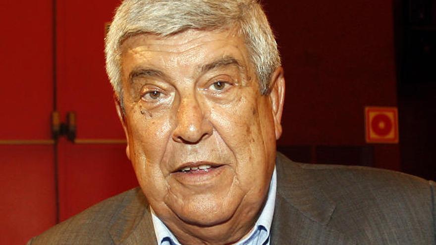Fallece Carlos De la Torre, exdirector de la Obra Social de la CAM -  Información