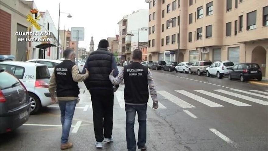 Siete detenidos por abusar de un adolescente en València