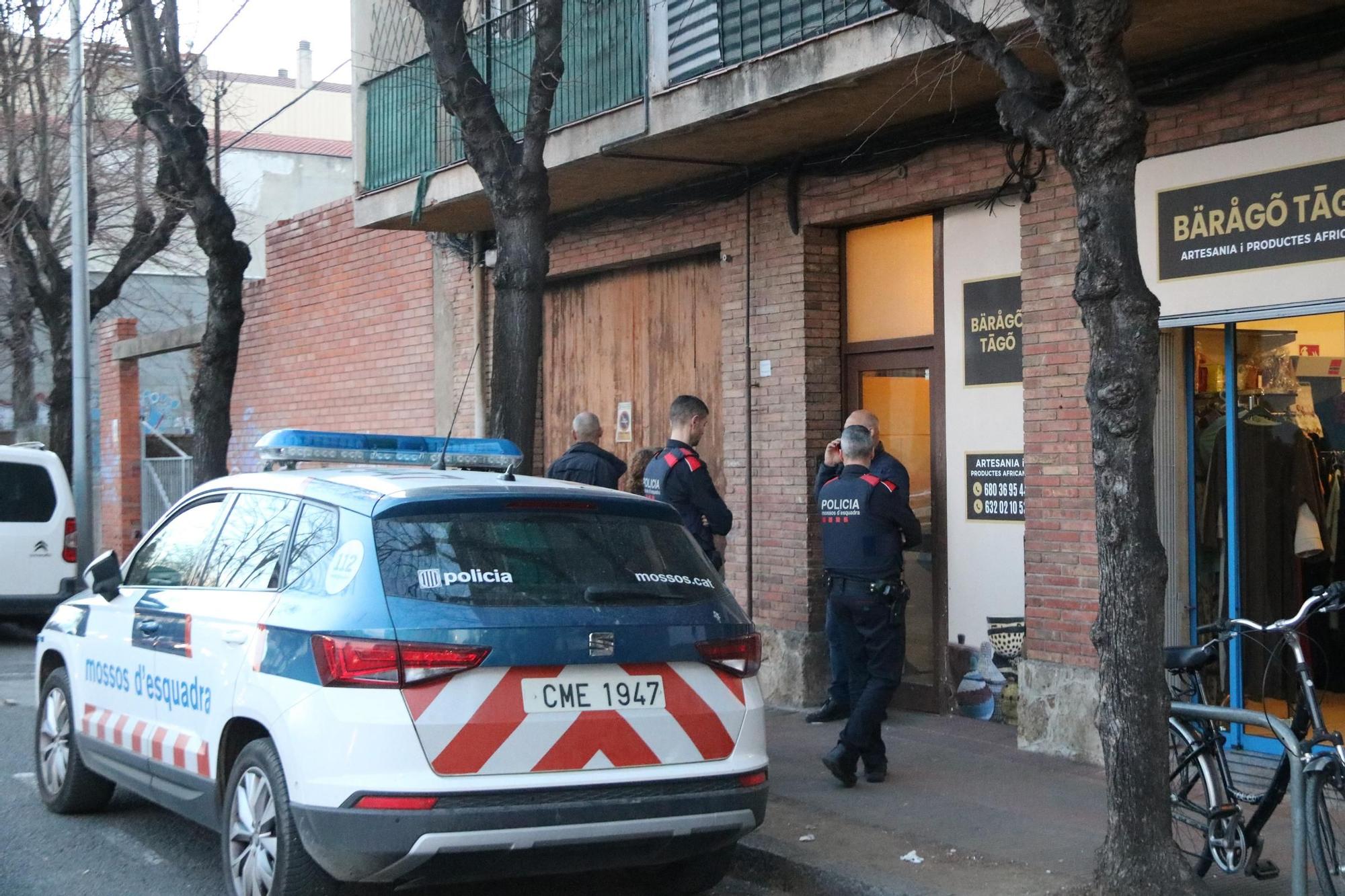 Troben una dona morta amb signes de violència a casa seva a Olot