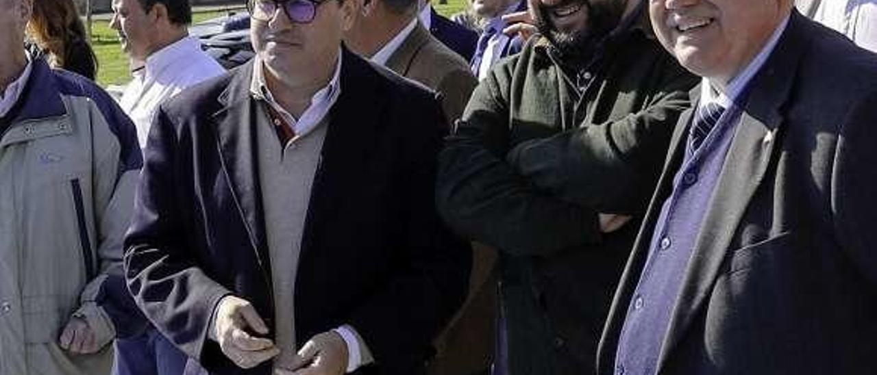 Por la izquierda, Javier Fernández y Jorge Menéndez Vallina.