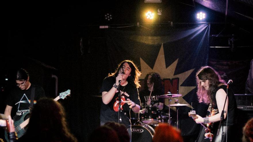 Siete bandas de adolescentes  de Vigo homenajearán a Extremoduro tocando sus canciones en un festival