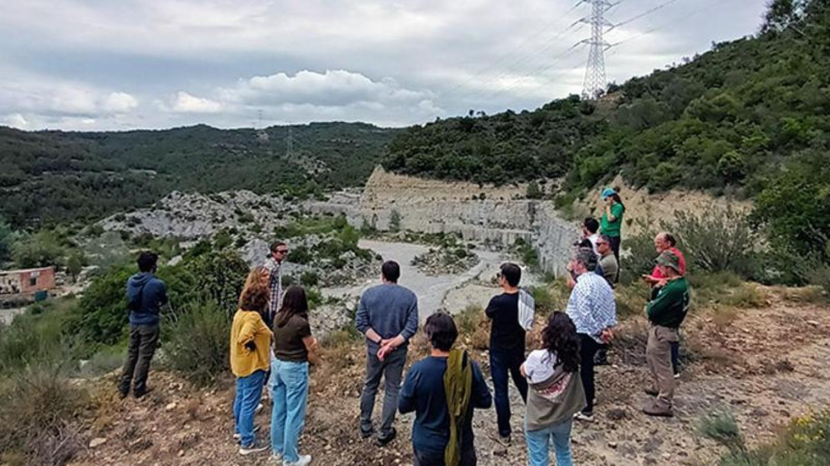 Visita a la pedrera del Roure de Sant Vicenç dels participants en el projecte