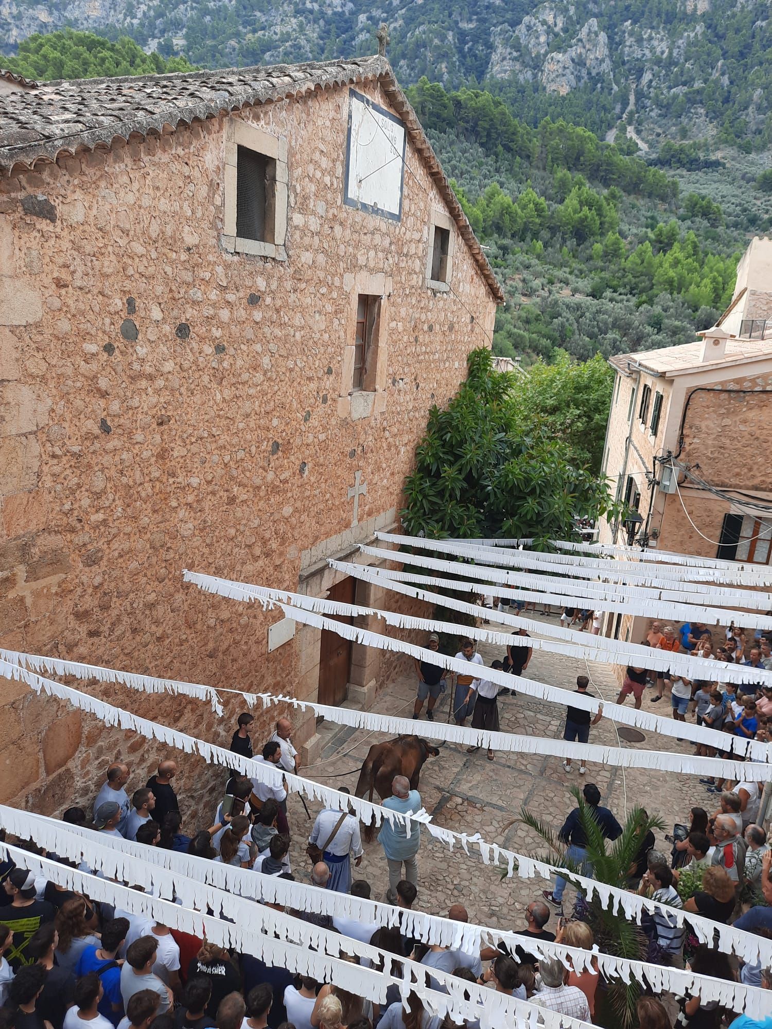 So sah es beim ersten Stierlauf in Fornalutx auf Mallorca nach Corona aus