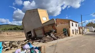 El ejército estudia demoler varias casas arrancadas por el río Magro en una pedanía de Requena